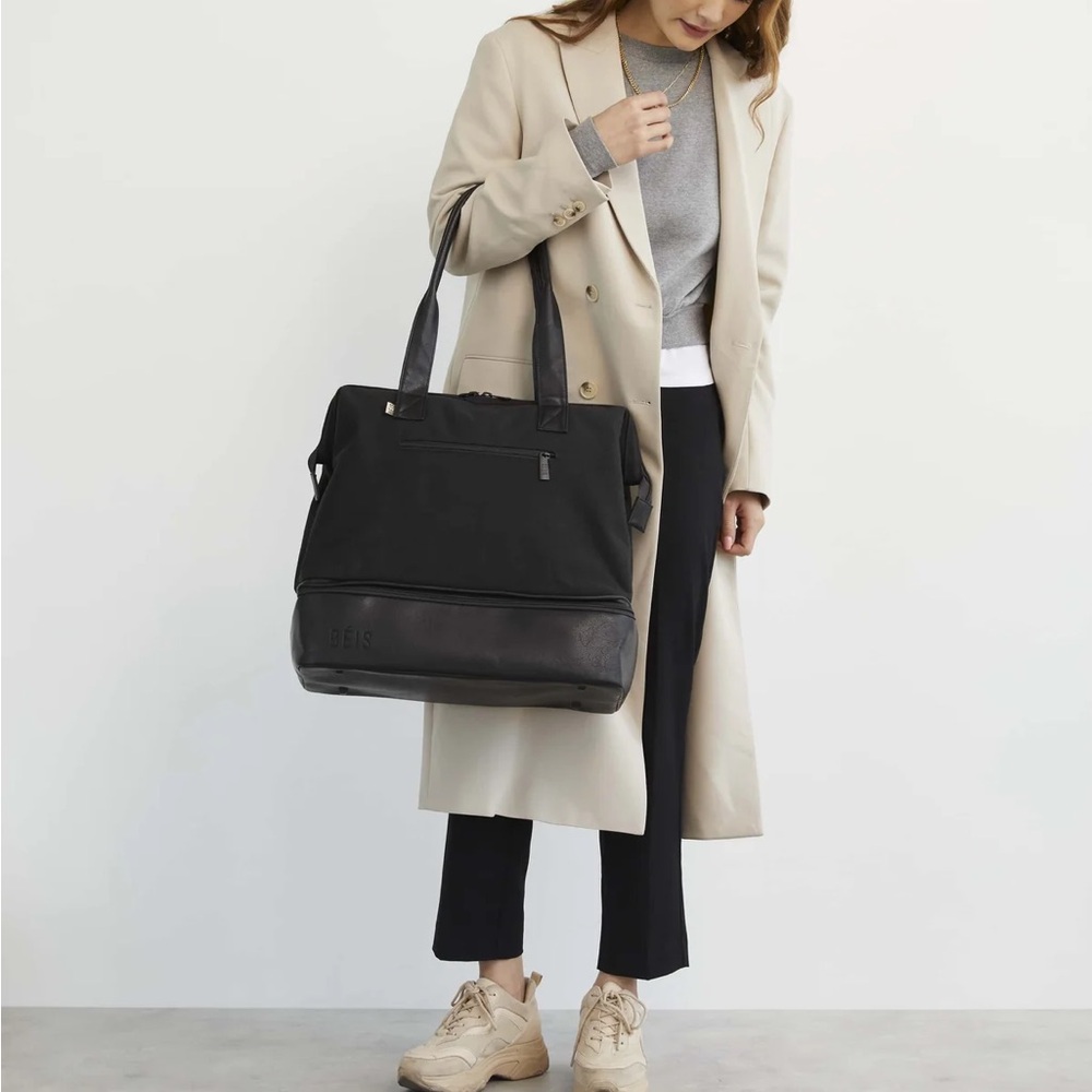 NWT BEIS The Mini Weekender 
in Black